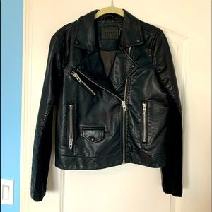 Blanknyc Faux Leather Black Motorcycle style jacket. Size Medium